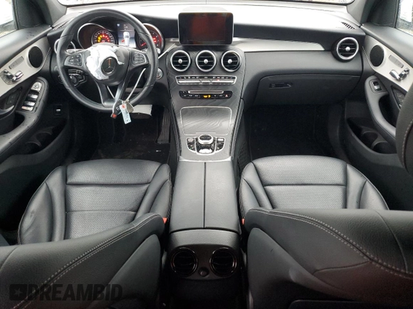 2019 Mercedes-Benz GLC 300 z VIN WDC0G4JB2KF655242, wystawiony jako Copart lot #54240555 z przebiegiem 35 518 mil mil oraz Szkoda całkowita • Salvage title. Historia ofert i sprzedaży dostępna na DreamBid. Obrazek 8.