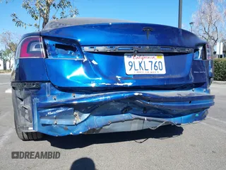 2020 Tesla Model S Long Range с VIN 5YJSA1E26LF411172, выставлен на аукционе IAAI как лот 41318180 с пробегом 45 332 миль миль и . История ставок и продаж доступна на DreamBid. Изображение 6.