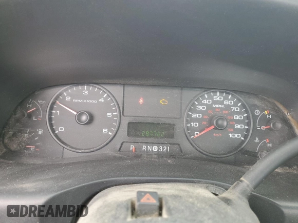 2006 Ford F-350 XL with VIN 1FTSF305X6EC68845, listed as a Copart auction lot 54067395 with 297,762 mi miles and Clean Title. Bid and sale history available at DreamBid. Image 9.