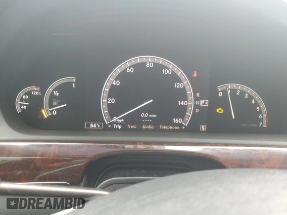 2007 Mercedes-Benz S 550 z VIN WDDNG86X07A108018, wystawiony jako Copart lot #57349965 z przebiegiem Nie podano mil oraz Czysty tytuł • Clean title. Historia ofert i sprzedaży dostępna na DreamBid. Obrazek 9.