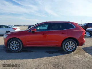 2020 Volvo XC60 Momentum with VIN YV4102RK5L1534448, listed as a IAAI auction lot 41290006 with 38,988 mi miles. Bid and sale history available at carsss.com. Image 14.