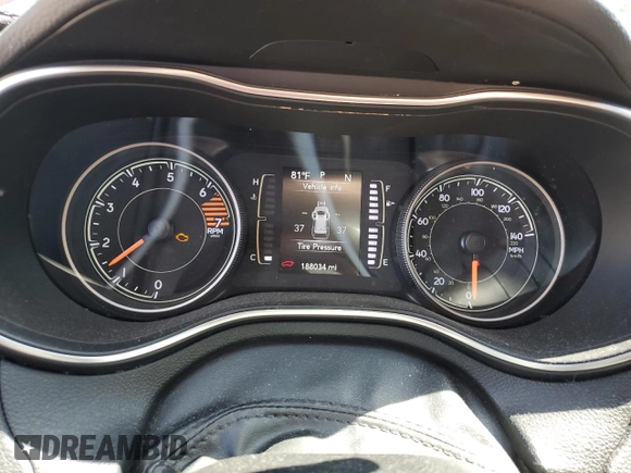 2019 Jeep Cherokee Latitude with VIN 1C4PJLCB7KD205885, listed as a Copart auction lot 58077555 with 188,034 mi miles and Salvage title. Bid and sale history available at DreamBid. Image 9.