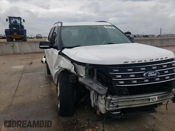 2017 Ford Explorer XLT z VIN 1FM5K7D81HGA26890, wystawiony jako Copart lot #60531395 z przebiegiem 139 008 mil mil oraz Szkoda całkowita • Salvage title. Historia ofert i sprzedaży dostępna na DreamBid. Obrazek 15.