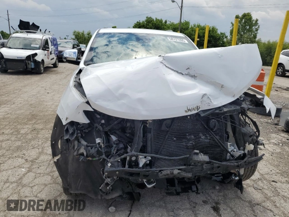 2017 Jeep Grand Cherokee Overland with VIN 1C4RJFCGXHC823593, listed as a Copart auction lot 58727205 with Not provided miles and Salvage title. Bid and sale history available at DreamBid. Image 5.