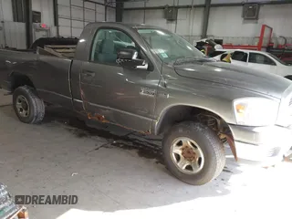 2007 Dodge Ram 2500 ST with VIN 3D7KS26D17G821158, listed as a IAAI auction lot 41595670 with 128,976 mi miles. Bid and sale history available at carsss.com. Image 1.