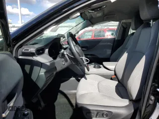 2023 Toyota Venza LE with VIN JTEAAAAH5PJ134417, listed as a Copart auction lot 49510174 with 23,684 mi miles and Salvage Title. Bid and sale history available at carsss.com. Image 7.