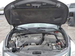2013 Nissan Altima SV with VIN 1N4AL3AP2DN442155, listed as a IAAI auction lot 41837021 with 181,233 mi miles and . Bid and sale history available at carsss.com. Image 10.