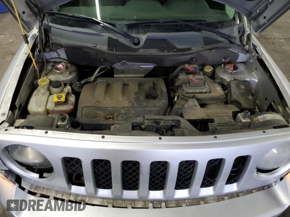 2011 Jeep Patriot Latitude X with VIN 1J4NF4GB1BD173681, listed as a Copart auction lot 45923325 with 119,732 mi miles and Salvage Title. Bid and sale history available at DreamBid. Image 11.