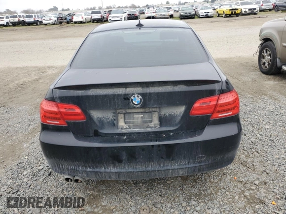 2013 BMW 3 Series 328i z VIN WBAKE5C58DJ106949, wystawiony jako Copart lot #85916804 z przebiegiem 115 016 mil mil oraz Szkoda całkowita • Salvage title. Historia ofert i sprzedaży dostępna na DreamBid. Obrazek 6.