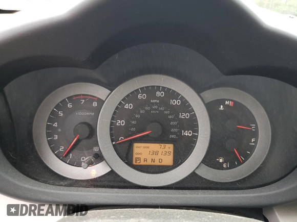 2008 Toyota RAV4 Limited с VIN JTMBK31VX85053351, выставлен на аукционе Copart как лот 61937805 с пробегом 138 139 миль миль и Чистый • Clean title. История ставок и продаж доступна на DreamBid. Изображение 9.