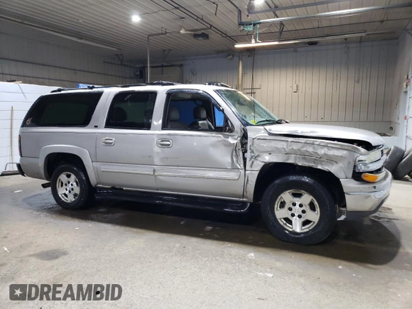 2004 Chevrolet Suburban LT with VIN 1GNEC16Z64J215186, listed as a Copart auction lot 70231654 with 176,686 mi miles and Salvage Title. Bid and sale history available at carsss.com. Image 4.