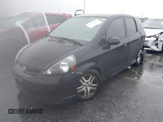 2007 Honda Fit Sport with VIN JHMGD38637S040129, listed as a IAAI auction lot 41579352 with 230,962 mi miles. Bid and sale history available at carsss.com. Image 2.
