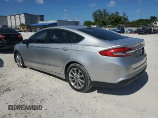 2017 Ford Fusion SE z VIN 3FA6P0H77HR146663, wystawiony jako Copart lot #56322425 z przebiegiem 77 361 mil mil oraz Tytuł czysty. Historia ofert i sprzedaży dostępna na DreamBid. Obrazek 2.