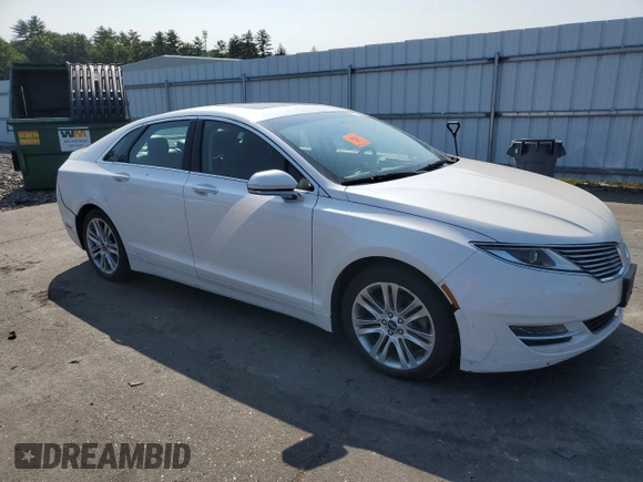2014 Lincoln MKZ with VIN 3LN6L2JK3ER810979, listed as a Copart auction lot 70441254 with 0 mi miles and Salvage Title. Bid and sale history available at carsss.com. Image 4.