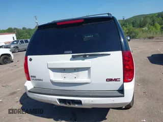 2009 GMC Yukon SLT w/4SA with VIN 1GKFK33049R241378, listed as a IAAI auction lot 42124385 with 292,192 mi miles. Bid and sale history available at carsss.com. Image 16.