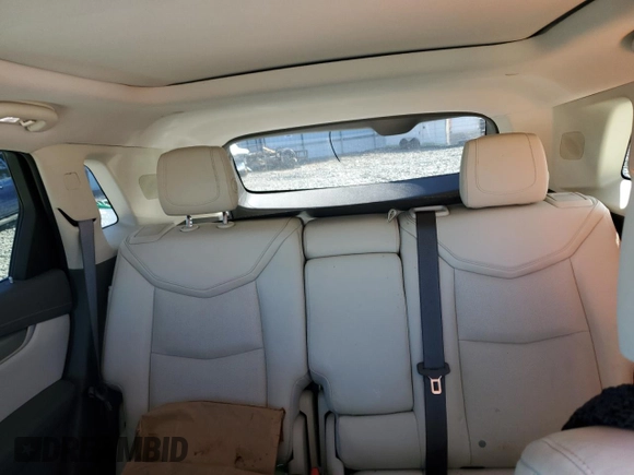 2017 Cadillac XT5 Luxury AWD z VIN 1GYKNDRS3HZ210650, wystawiony jako Copart lot #50758545 z przebiegiem 80 212 mil mil oraz Szkody całkowita. Historia ofert i sprzedaży dostępna na DreamBid. Obrazek 10.