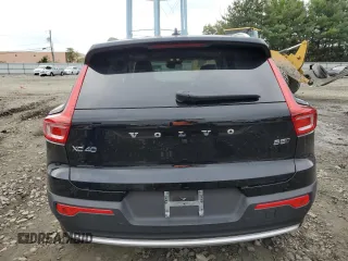 2024 Volvo XC40 с VIN YV4L12UF0R2313942, выставлен на аукционе Copart как лот 73662794 с пробегом Не указан миль и Списание • Salvage title. История ставок и продаж доступна на DreamBid. Изображение 6.