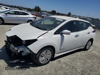 2018 Nissan LEAF SL with VIN 1N4AZ1CP0JC302807, listed as a Copart auction lot 61682435 with 39,730 mi miles and Salvage title. Bid and sale history available at DreamBid. Image 1.