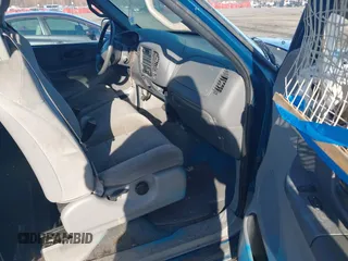 2001 Ford F-150 XL with VIN 1FTRX17W71NA81344, listed as a IAAI auction lot 41840571 with 143,938 mi miles and . Bid and sale history available at DreamBid. Image 5.