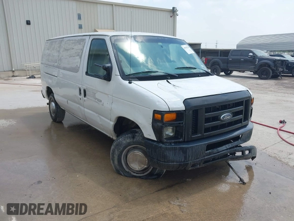 2012 Ford Econoline Cargo Recreational with VIN 1FTNE2EW2CDA43588, listed as a IAAI auction lot 41939220 with 246,855 mi miles. Bid and sale history available at carsss.com. Image 1.