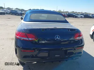 2018 Mercedes-Benz C 300 with VIN WDDWK4JB9JF713740, listed as a IAAI auction lot 41771648 with Not Provided miles and . Bid and sale history available at DreamBid. Image 16.