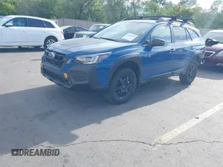 2025 Subaru Outback Wilderness z VIN 4S4BTGUD0S3167493, wystawiony jako IAAI lot #42242997 z przebiegiem 2 214 mil mil oraz . Historia ofert i sprzedaży dostępna na DreamBid. Obrazek 2.