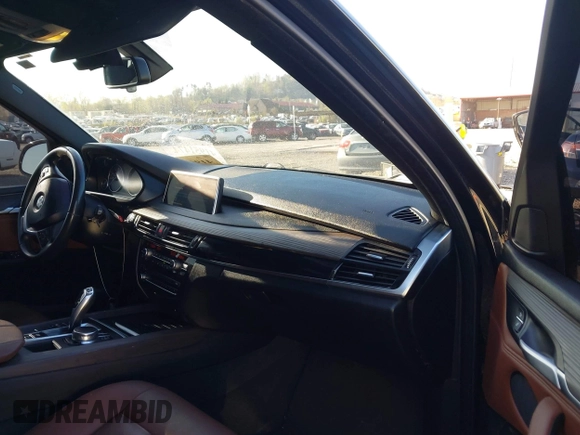2017 BMW X5 sDrive35i with VIN 5UXKR2C3XH0X06113, listed as a IAAI auction lot 41951474 with 139,420 mi miles. Bid and sale history available at carsss.com. Image 5.