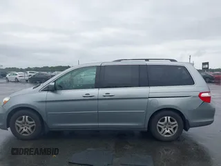 2006 Honda Odyssey EX-L с VIN 5FNRL38606B049685, выставлен на аукционе IAAI как лот 42322080 с пробегом 242 078 миль миль и . История ставок и продаж доступна на DreamBid. Изображение 14.