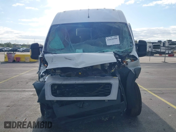 2019 Ram ProMaster Cargo with VIN 3C6TRVBG2KE553793, listed as a IAAI auction lot 42028590 with 72,714 mi miles and . Bid and sale history available at DreamBid. Image 12.