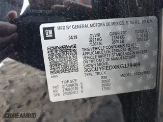 2019 Chevrolet Silverado 1500 RST with VIN 3GCUYEEDXKG179469, listed as a IAAI auction lot 41572310 with 68,000 mi miles. Bid and sale history available at carsss.com. Image 9.