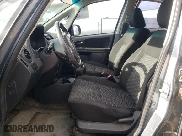 2008 Suzuki SX4 Regional Edition z VIN JS2YA413X85100336, wystawiony jako Copart lot #72749274 z przebiegiem 376 512 mil mil oraz Czysty tytuł • Clean title. Historia ofert i sprzedaży dostępna na DreamBid. Obrazek 7.