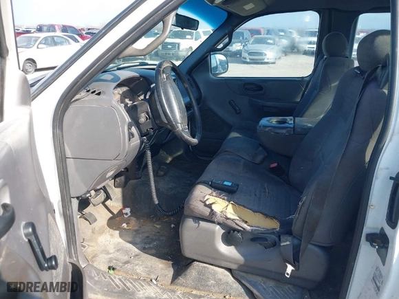 2002 Ford F-150 XL with VIN 1FTRX07262KB49014, listed as a IAAI auction lot 41518904 with 1 mi miles. Bid and sale history available at carsss.com. Image 12.