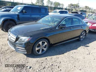 2016 Mercedes-Benz C 300 Luxury with VIN 55SWF4KB4GU146426, listed as a IAAI auction lot 41959337 with Not Provided miles and . Bid and sale history available at DreamBid. Image 17.