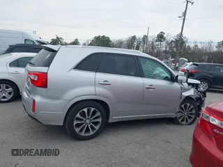 2015 Kia Sorento SX with VIN 5XYKWDA73FG633458, listed as a IAAI auction lot 41728711 with 74,160 mi miles. Bid and sale history available at carsss.com. Image 13.