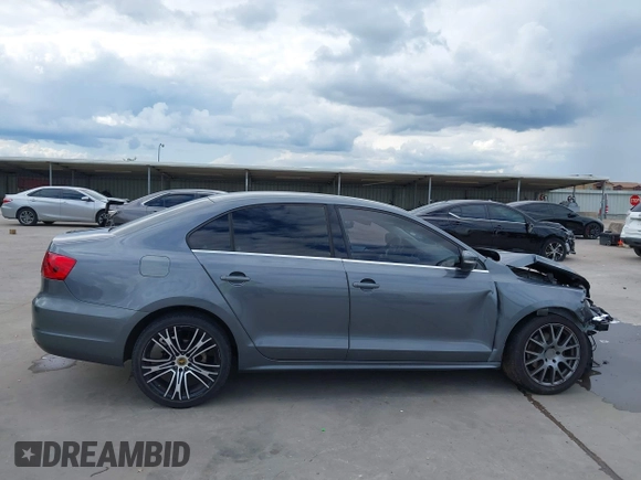 2013 Volkswagen Jetta SE with VIN 3VWDX7AJ6DM442987, listed as a IAAI auction lot 42240855 with 150,540 mi miles and . Bid and sale history available at DreamBid. Image 12.