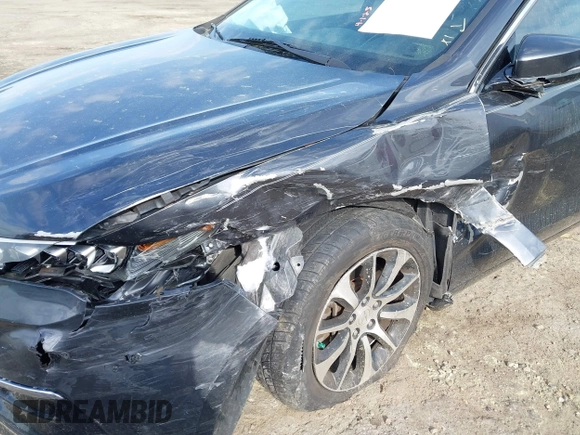 2015 Acura TLX with VIN 19UUB1F34FA024888, listed as a IAAI auction lot 41904887 with 72,112 mi miles. Bid and sale history available at carsss.com. Image 6.