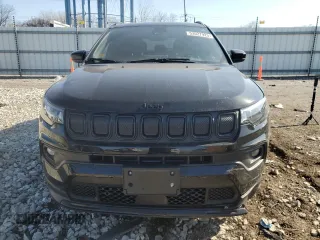 2022 Jeep Compass Altitude with VIN 3C4NJCBB2NT187786, listed as a Copart auction lot 53027925 with 45,894 mi miles and Salvage title. Bid and sale history available at DreamBid. Image 5.