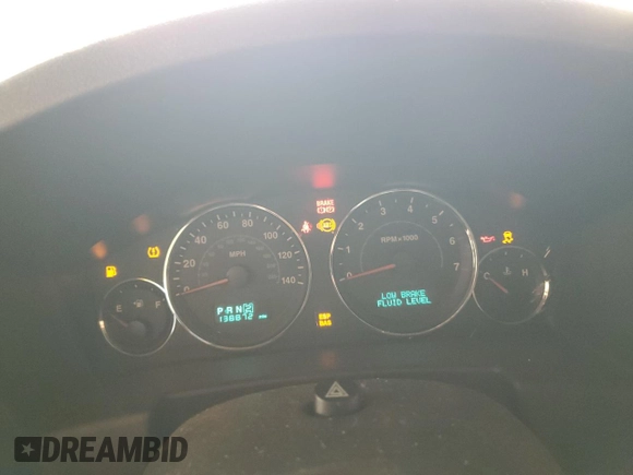 2006 Jeep Commander z VIN 1J8HG48N16C245802, wystawiony jako Copart lot #58683815 z przebiegiem 138 872 mil mil oraz Szkoda całkowita • Salvage title. Historia ofert i sprzedaży dostępna na DreamBid. Obrazek 9.