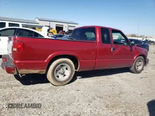 2001 GMC Sonoma SLS 1SG z VIN 1GTCS19W918225024, wystawiony jako Copart lot #49043895 z przebiegiem 140 616 mil mil oraz Szkody całkowita. Historia ofert i sprzedaży dostępna na DreamBid. Obrazek 3.