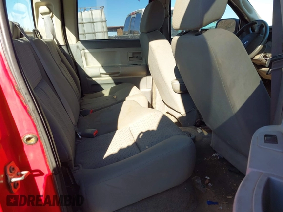 2007 Dodge Dakota ST with VIN 1D3HW28P47S208905, listed as a IAAI auction lot 41807515 with 173,934 mi miles and . Bid and sale history available at carsss.com. Image 8.