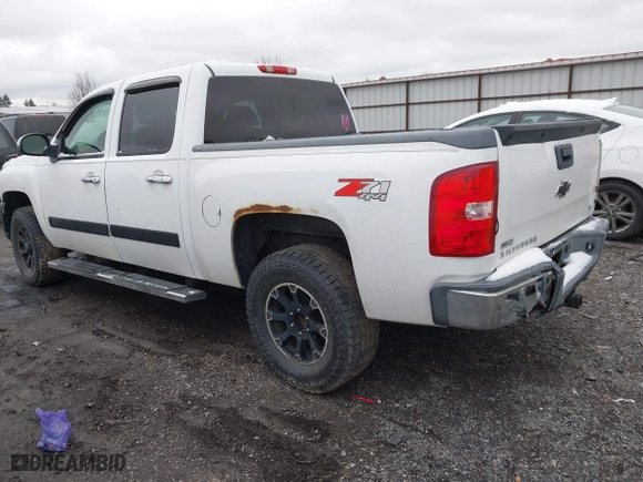 2008 Chevrolet Silverado 1500 LTZ with VIN 2GCEK133681127301, listed as a IAAI auction lot 41296503 with 174,024 mi miles. Bid and sale history available at carsss.com. Image 3.