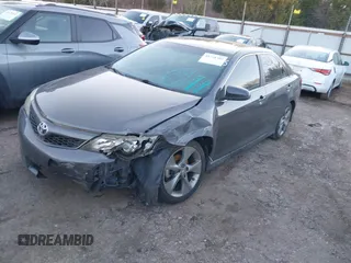 2014 Toyota Camry L with VIN 4T1BF1FK2EU751585, listed as a IAAI auction lot 41730388 with 153,465 mi miles. Bid and sale history available at carsss.com. Image 17.