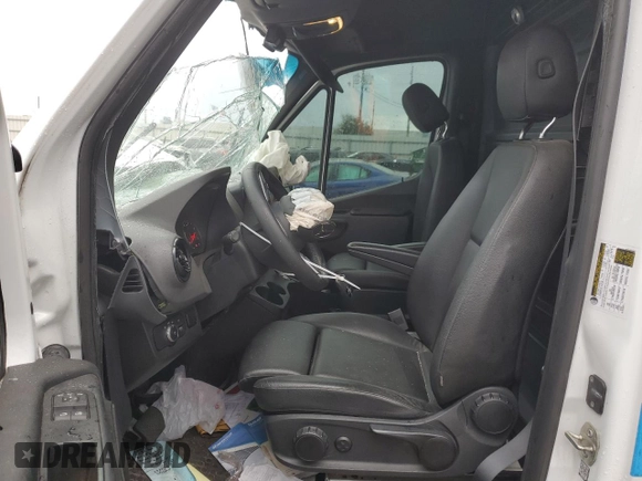 2021 Mercedes-Benz Sprinter Cargo with VIN W1Y4EBHY6MT061393, listed as a Copart auction lot 44793745 with 94,356 mi miles and Non Repairable. Bid and sale history available at carsss.com. Image 7.