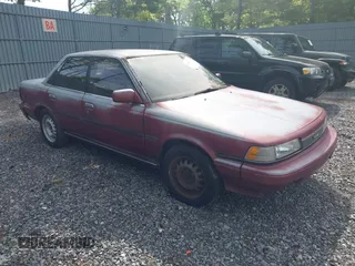 1988 Toyota Camry LE z VIN JT2SV22E8J0149068, wystawiony jako IAAI lot #42342495 z przebiegiem 228 670 mil mil oraz . Historia ofert i sprzedaży dostępna na DreamBid. Obrazek 1.