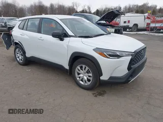 2024 Toyota Corolla Cross L with VIN 7MUAAABGXRV117070, listed as a IAAI auction lot 41397160 with 8,689 mi miles and . Bid and sale history available at DreamBid. Image 1.