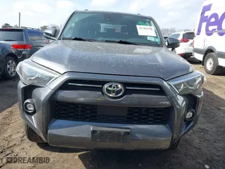 2022 Toyota 4Runner SR5 Premium with VIN JTENU5JR3N6062156, listed as a IAAI auction lot 41705930 with 25,445 mi miles. Bid and sale history available at carsss.com. Image 12.