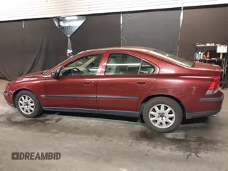 2001 Volvo S60 with VIN YV1RS61R912017817, listed as a IAAI auction lot 41981663 with 44,226 mi miles. Bid and sale history available at carsss.com. Image 14.