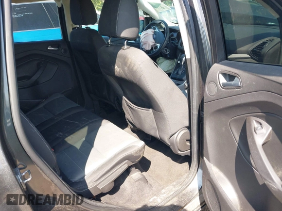 2016 Ford Escape SE with VIN 1FMCU9GX5GUC24730, listed as a IAAI auction lot 40172504 with 139,925 mi miles. Bid and sale history available at carsss.com. Image 8.