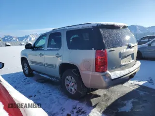 2007 GMC Yukon SLE w/3SA with VIN 1GKFC13C27J297648, listed as a Copart auction lot 44720265 with 133,046 mi miles and Salvage Title. Bid and sale history available at carsss.com. Image 2.