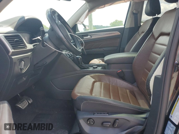 2021 Volkswagen Atlas SEL Premium R-Line with VIN 1V2FR2CA1MC500123, listed as a Copart auction lot 56912575 with 57,054 mi miles and Salvage title. Bid and sale history available at DreamBid. Image 7.